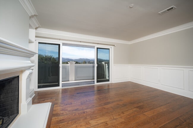 Palmetto at Tiburon View 2 Bed, 1.5 Bath Balcony/Living Room - Palmetto at Tiburon View