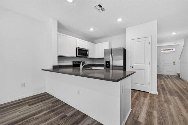 Building Photo - 31264 Paper Birch St