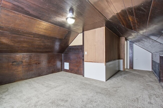 Building Photo - 19318 Harlow Ave