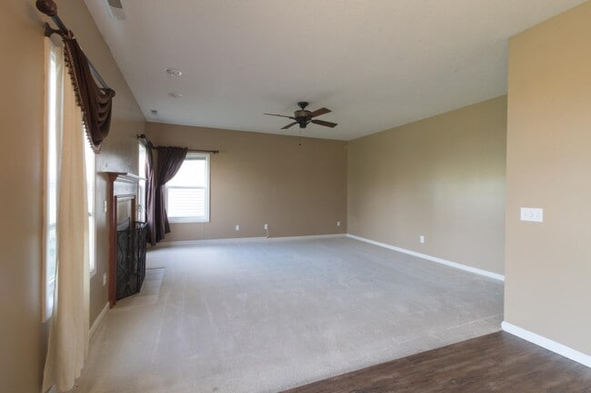 Building Photo - 4830 Pocono Crossing