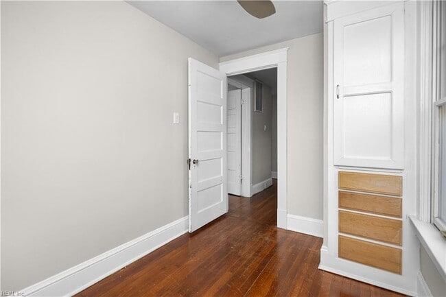 Building Photo - 4600 Colonial Ave