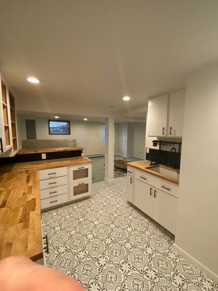 Building Photo - 2207 S Manito Blvd