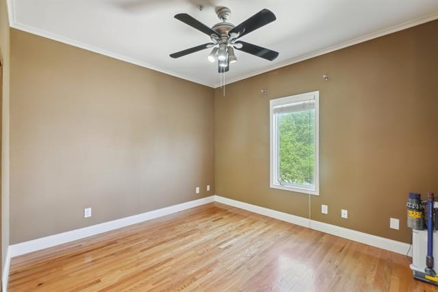 Building Photo - 4040 Avondale Ave
