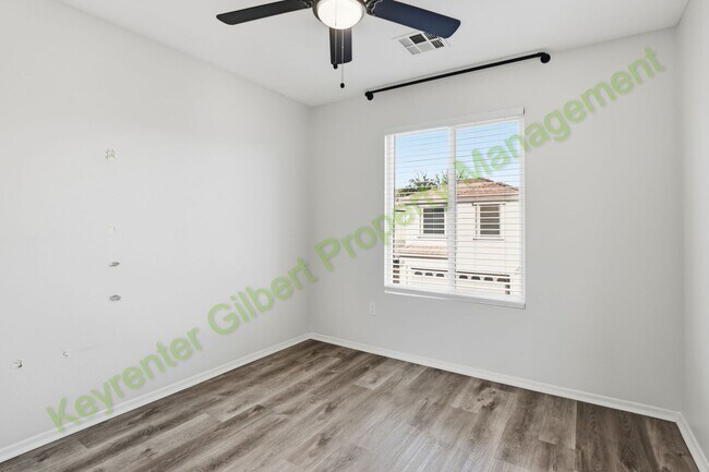 Building Photo - Beautiful 3-bed / 2.5 bath Home in Gilbert’s The Gardens Community