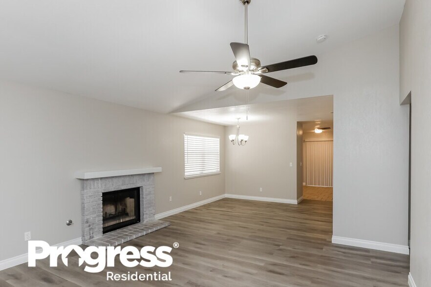 Building Photo - 350 Keating St