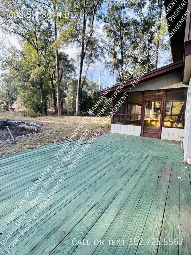 Building Photo - 608 SW 80th Blvd