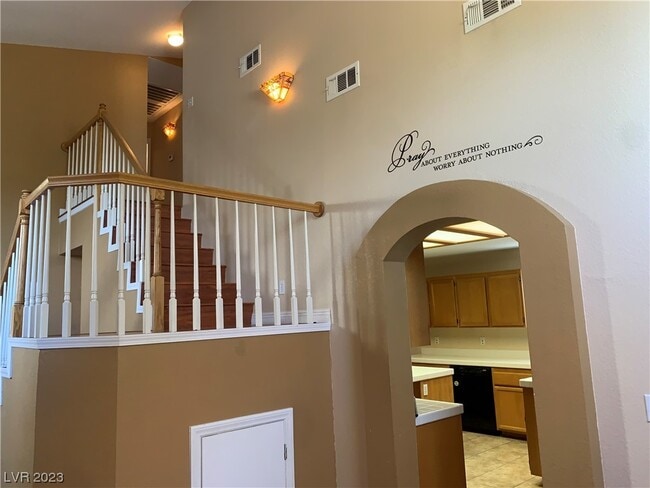 Building Photo - 8112 Sunset Mill Dr
