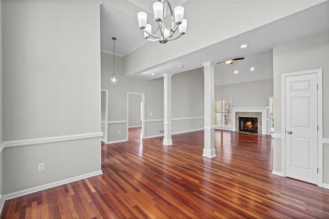 Building Photo - 1969 Seymour Dr NW