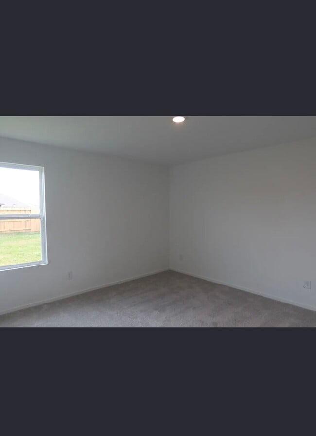 Building Photo - 5122 Red Drum Dr