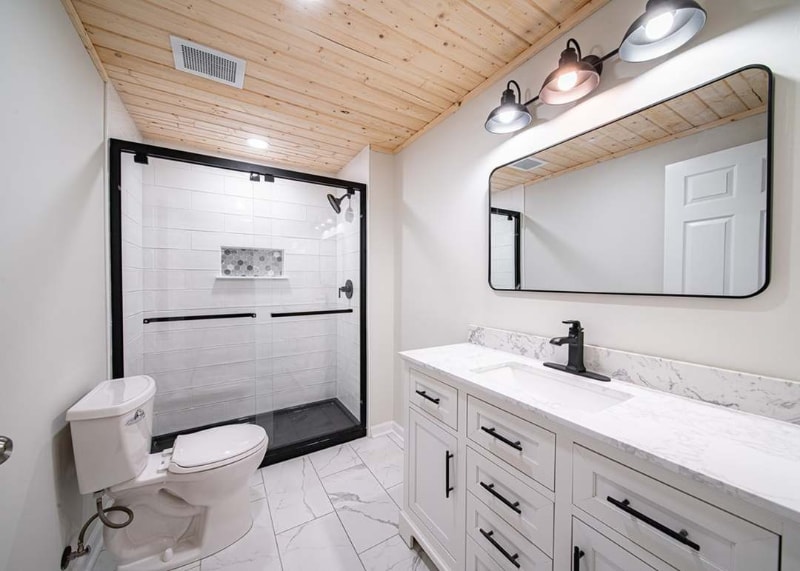 Building Photo - 31 Woodland Cir