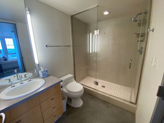 Building Photo - $3,000 | 1 Bedroom, 2 Bathroom Luxury Cond...