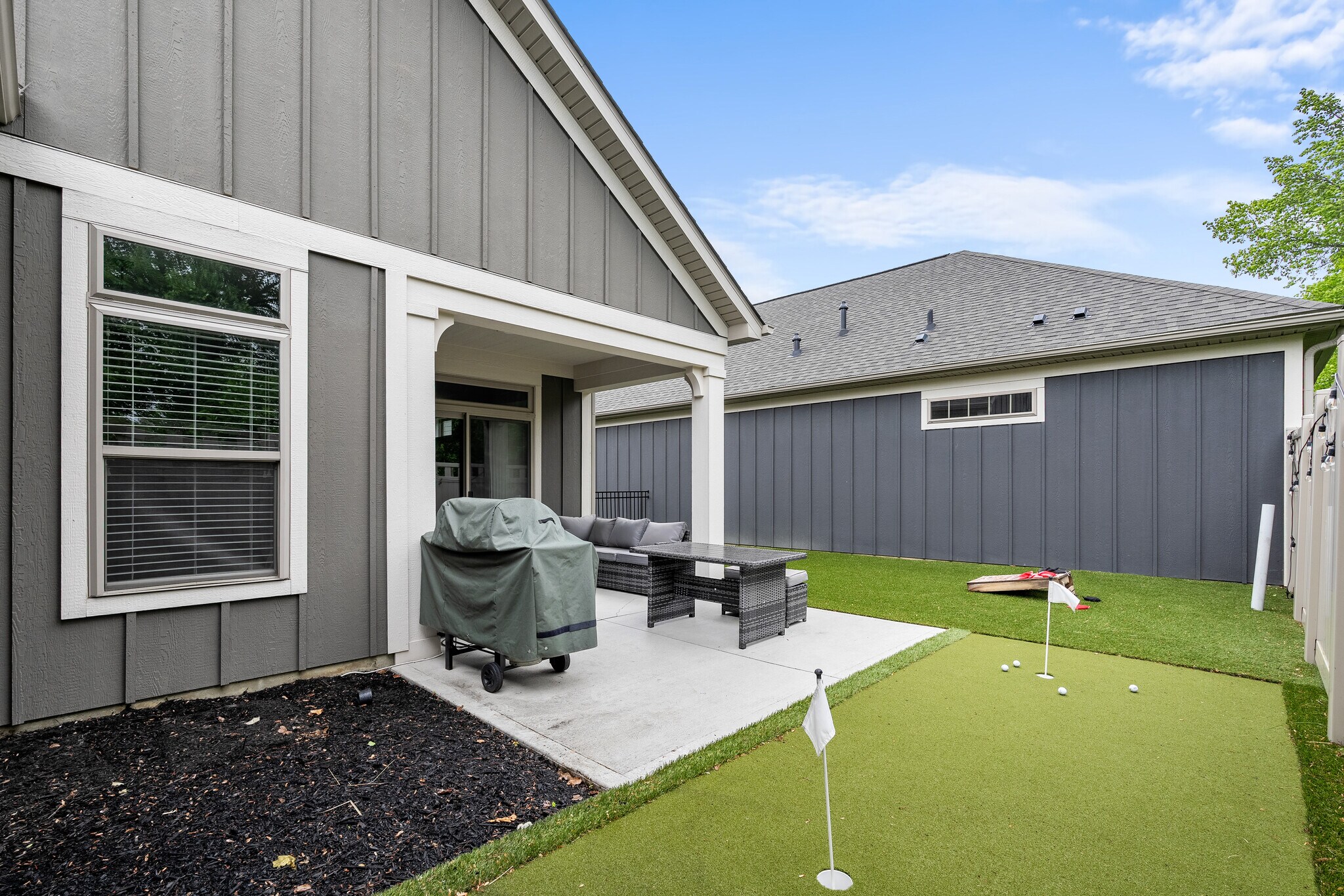 Building Photo - 243 Parkgate Ct