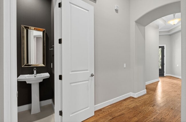 Building Photo - 11206 Castille Ln