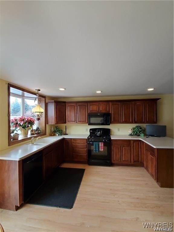 Building Photo - 26 Temple Pl