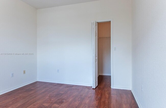 Building Photo - 12435 SW 125th St