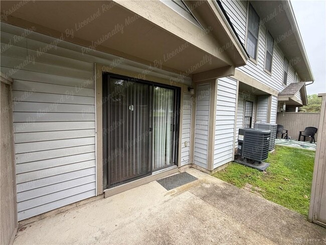 Building Photo - 9765 Centerville Creek Ln