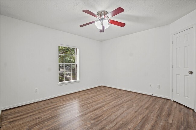 Building Photo - 23302 Knight Hollow Ct
