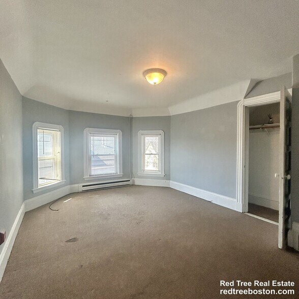 Building Photo - 29 Victoria St