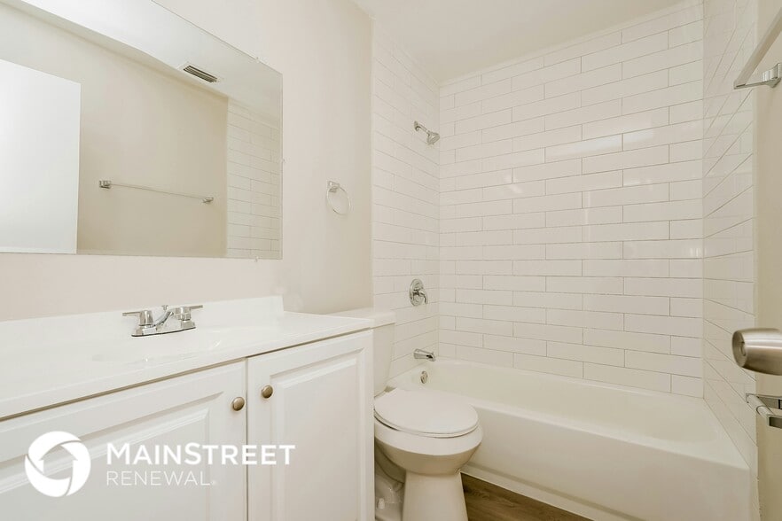 Building Photo - 3761 Willow Wisp Dr N