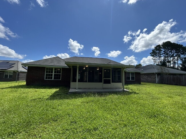 Building Photo - House for Rent