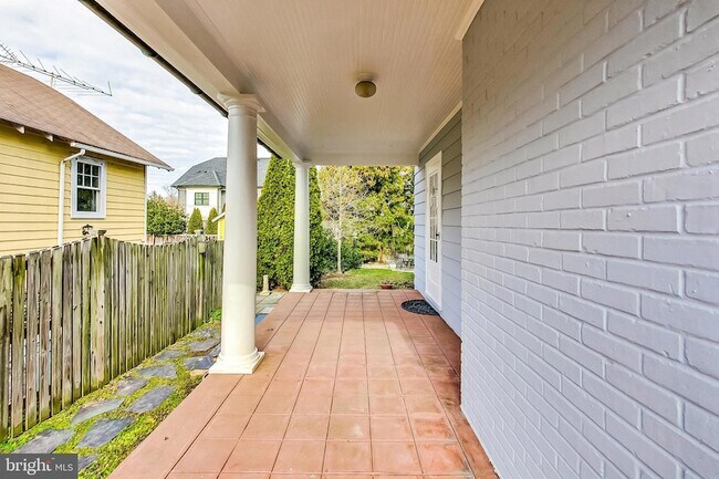 Building Photo - 4509 Highland Ave