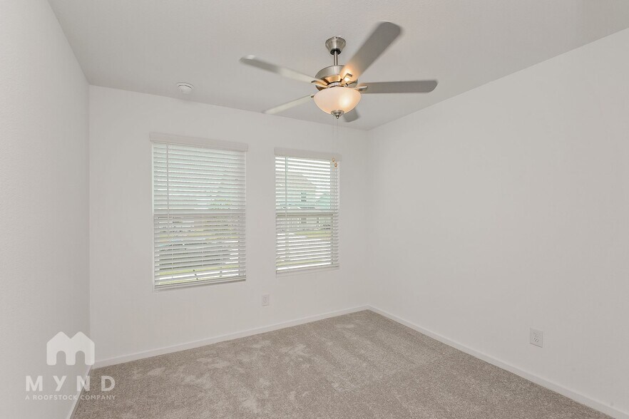 Building Photo - 2748 Mistwood Dr