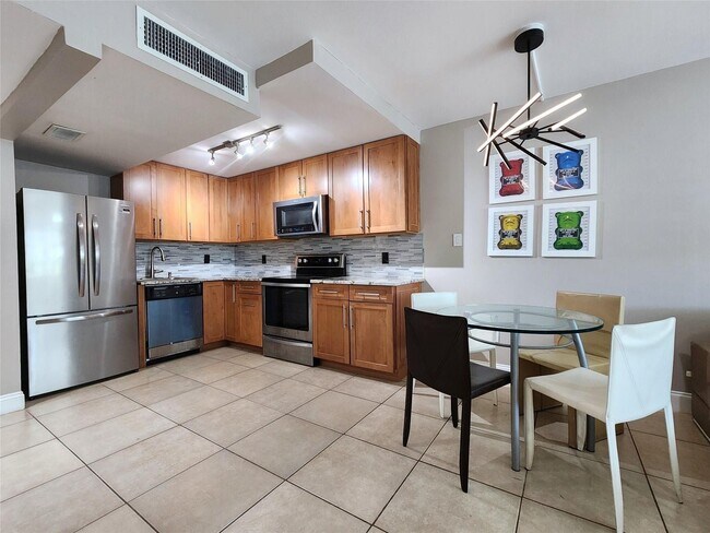 Building Photo - 755 Dotterel Rd