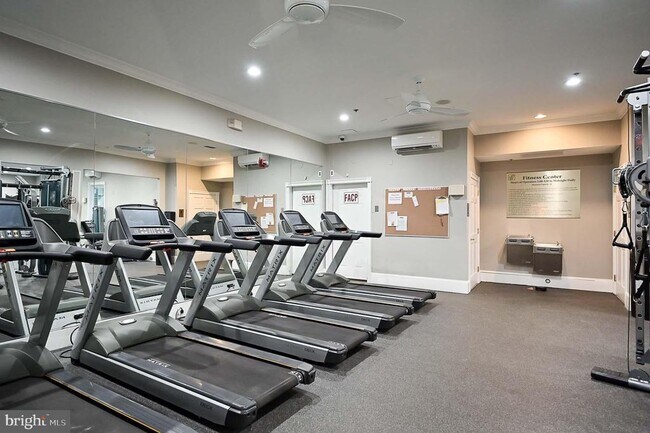 Building Photo - 1570 Spring Gate Dr.