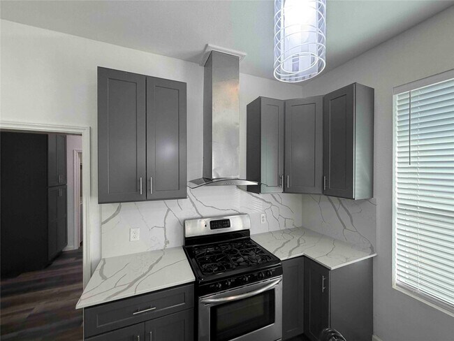 Building Photo - 2404 Burkett St.