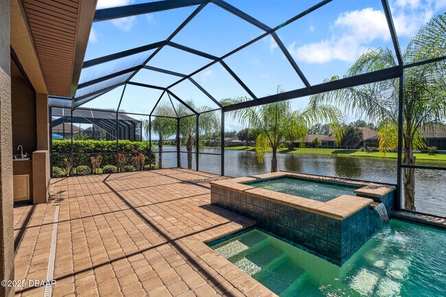 Building Photo - 663 S Lake Dr