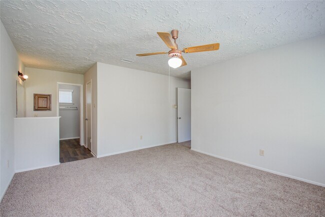 Building Photo - 13510 N Peachfield Cir