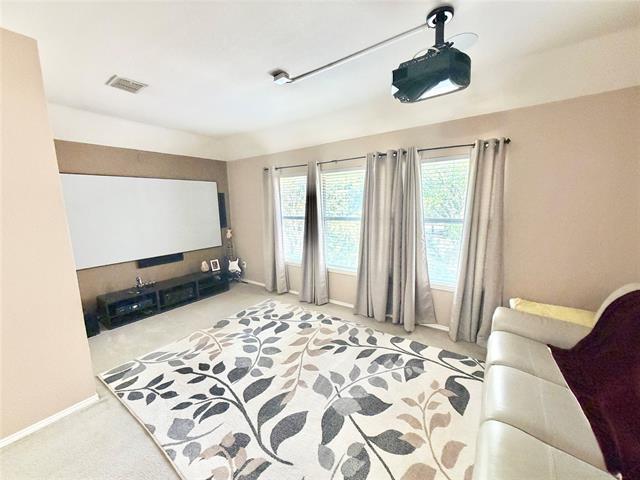 Building Photo - 652 Forest Hill Dr