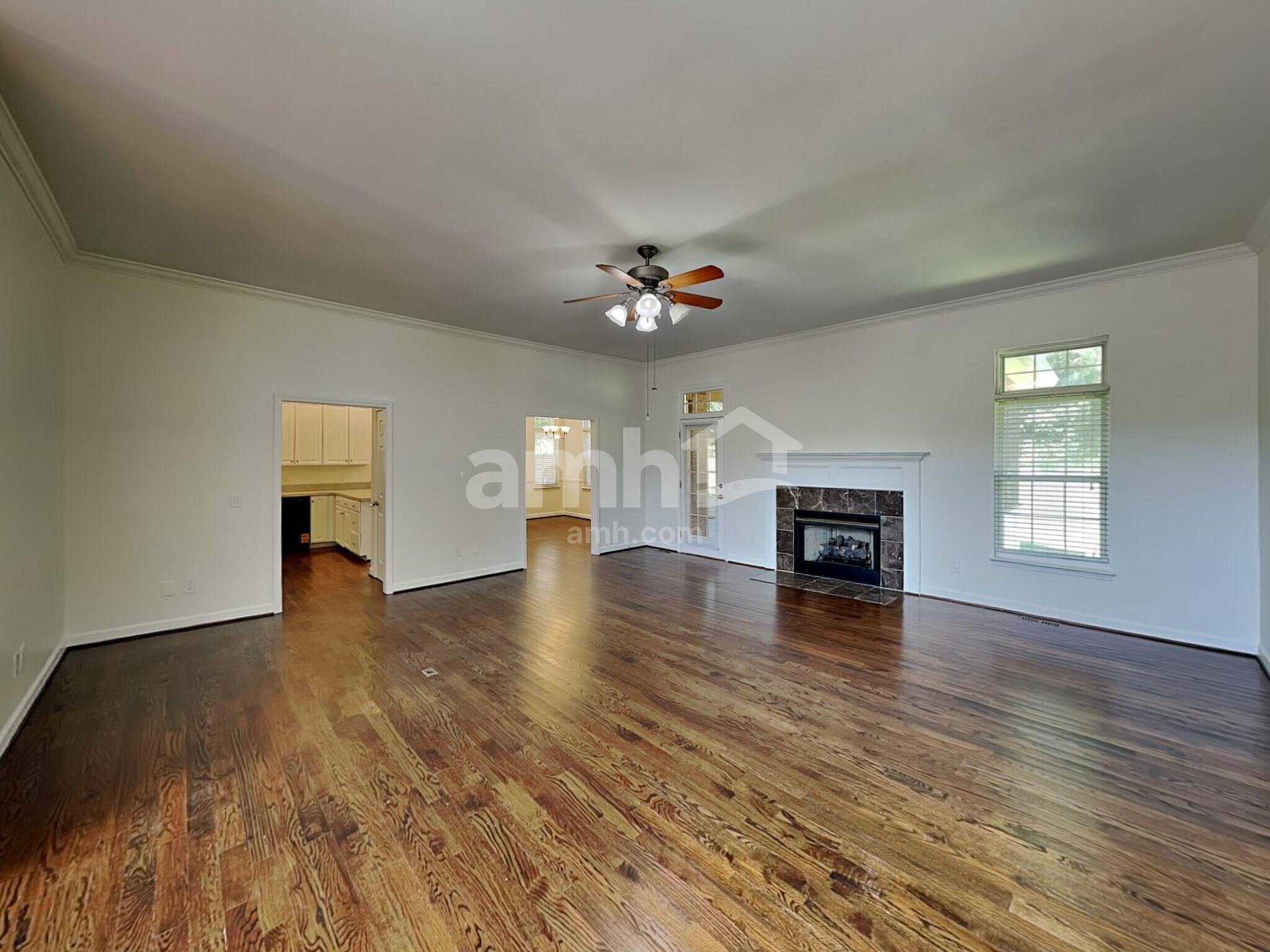 Building Photo - 122 Tanager Ln