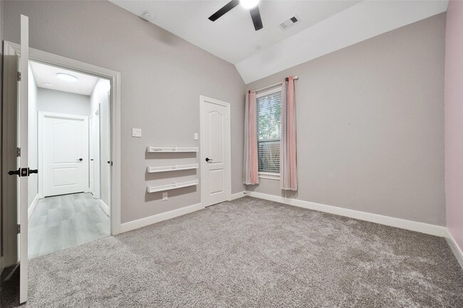 Building Photo - 6314 Hidden Alley Dr