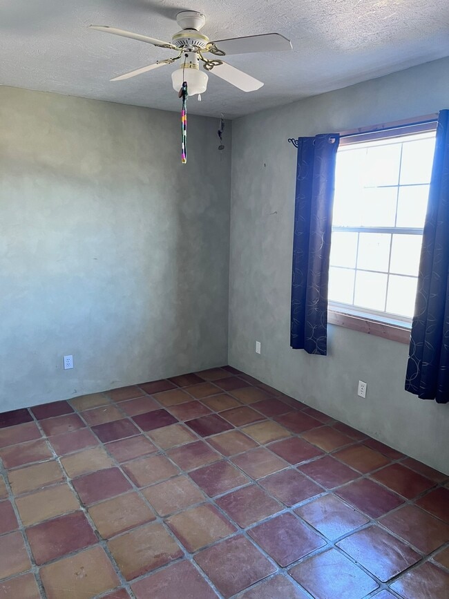 Building Photo - 26 Balsamo Ln