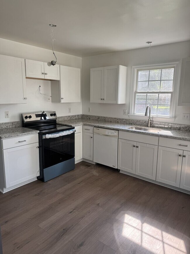 Building Photo - 11420 Avery Green Ct