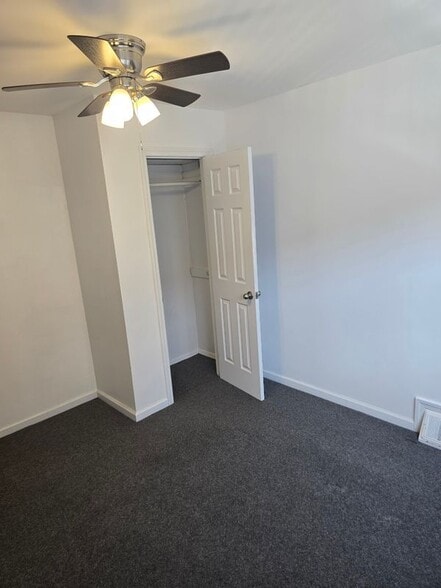 Building Photo - 44 Paerdegat 13th St