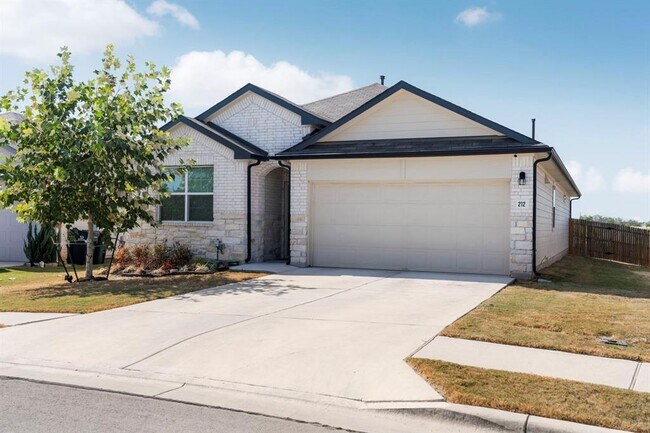 Building Photo - 212 Apache Plum Dr