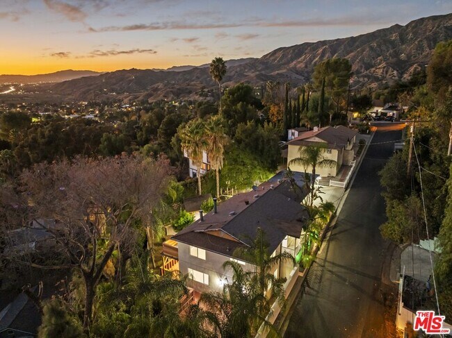 Building Photo - 10941 Cardamine Pl
