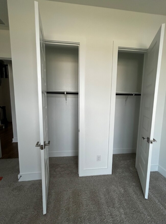 Building Photo - Coming Soon!  4 BR/3BA | Single Family Home | 1-Car Covered Parking | In Liberty Hill!