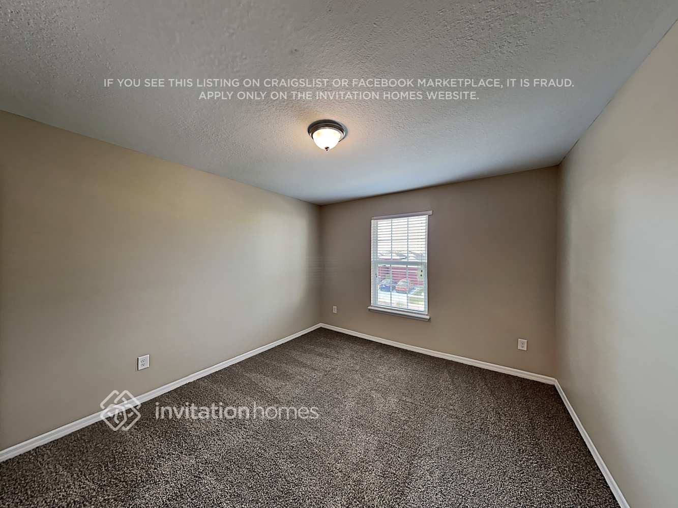 Building Photo - 613 19th St NW