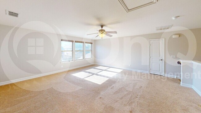 Building Photo - 1055 Enchanted Rock Dr