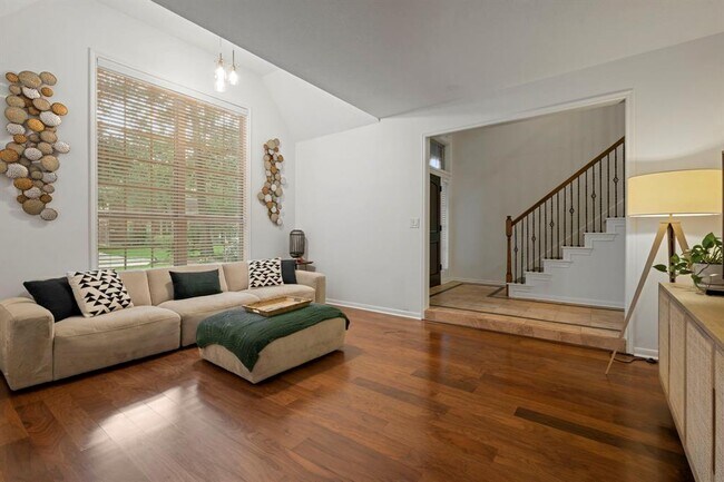 Building Photo - 93 E Stony End Pl