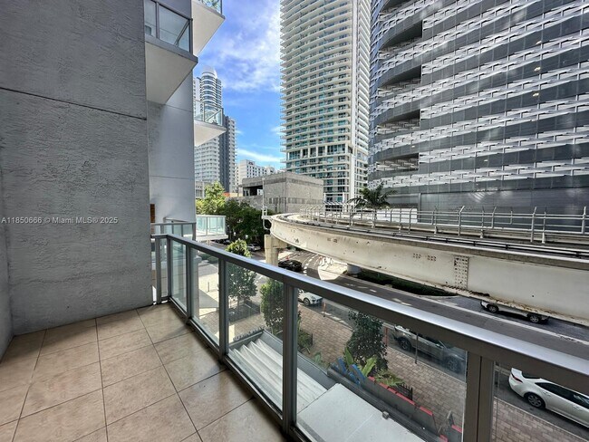 Building Photo - 1050 Brickell Ave