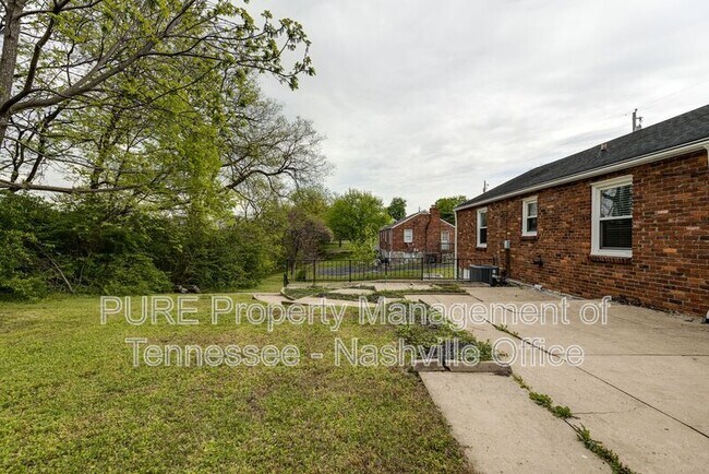 Building Photo - 254 Collier Ave