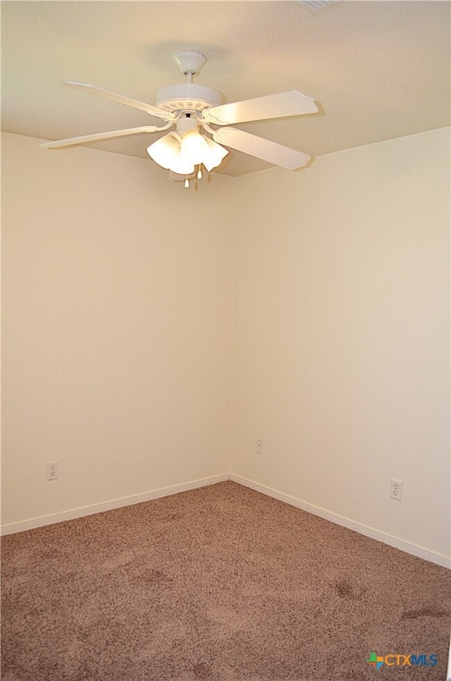 Building Photo - 5802 Venetian Ct