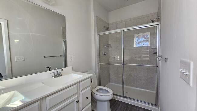 Building Photo - 549 Westport St