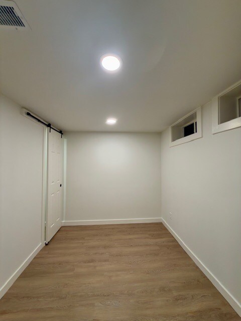 Building Photo - 352 S 25th St