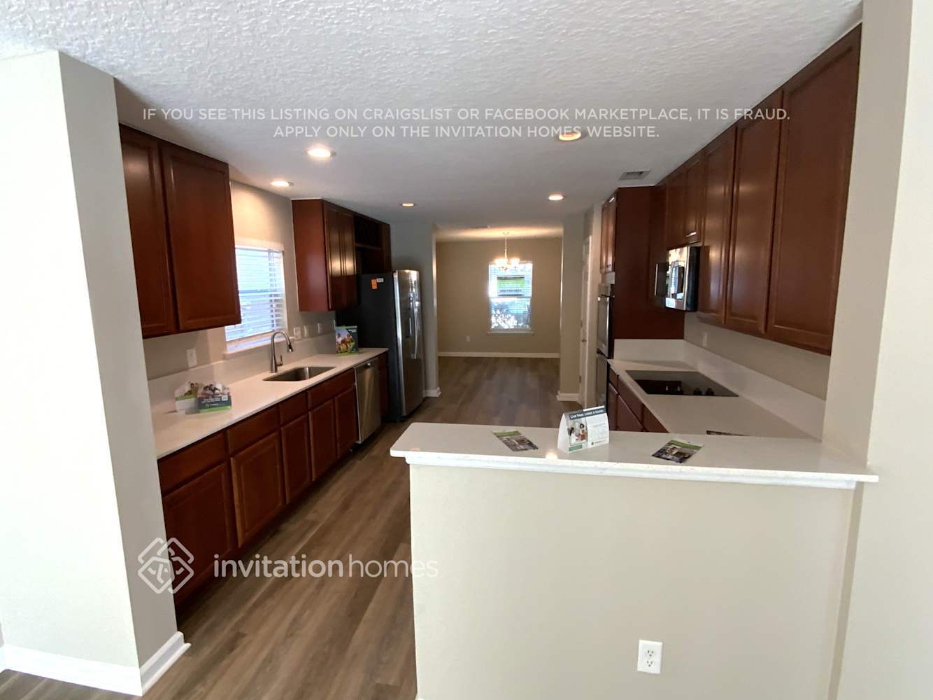 Building Photo - 354 Auburn Oaks Rd E