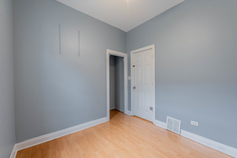 Building Photo - 3525 S 52nd Ct